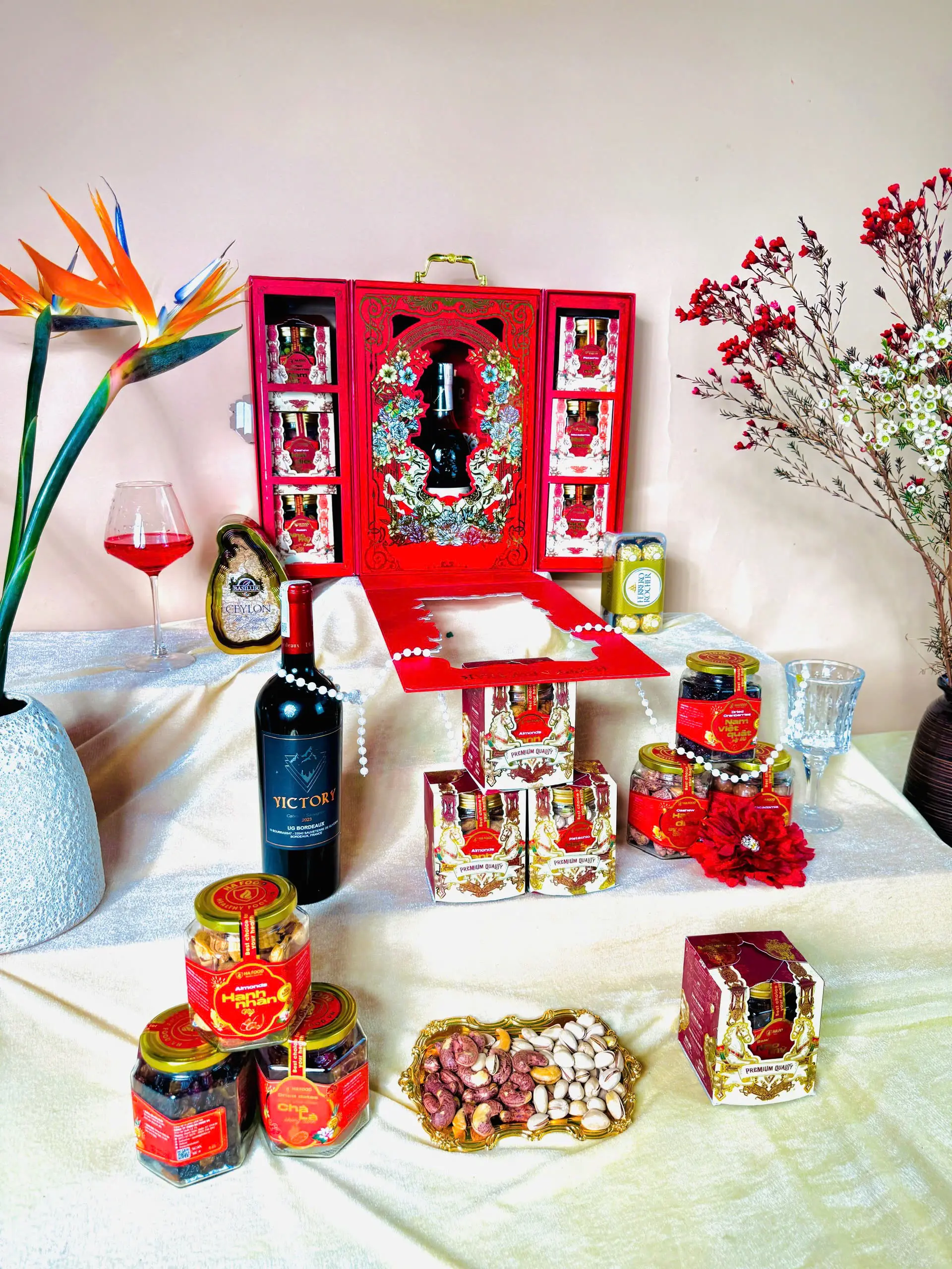 Set Quà Tết Sắc Xuân Phi Mã 1